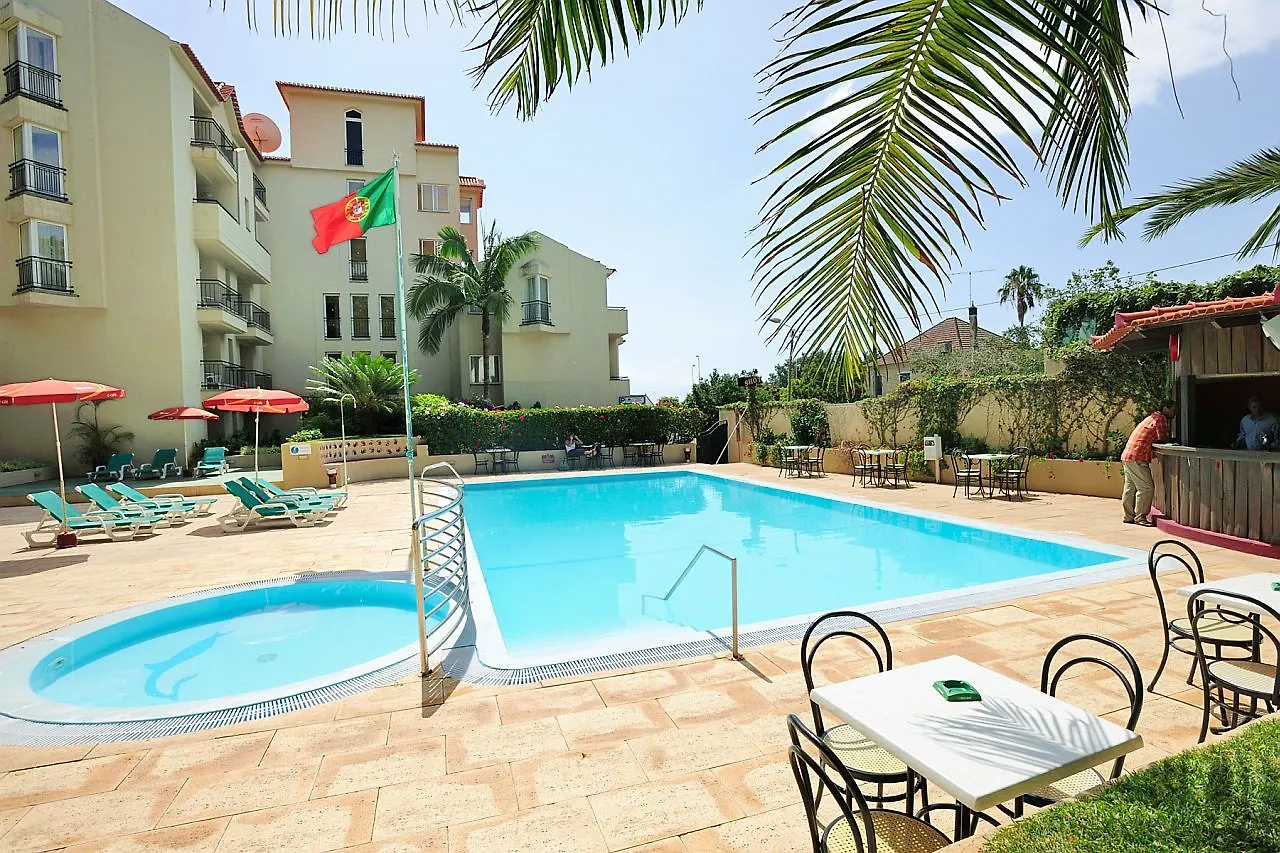 Santa Cruz Village Hotel Portugal