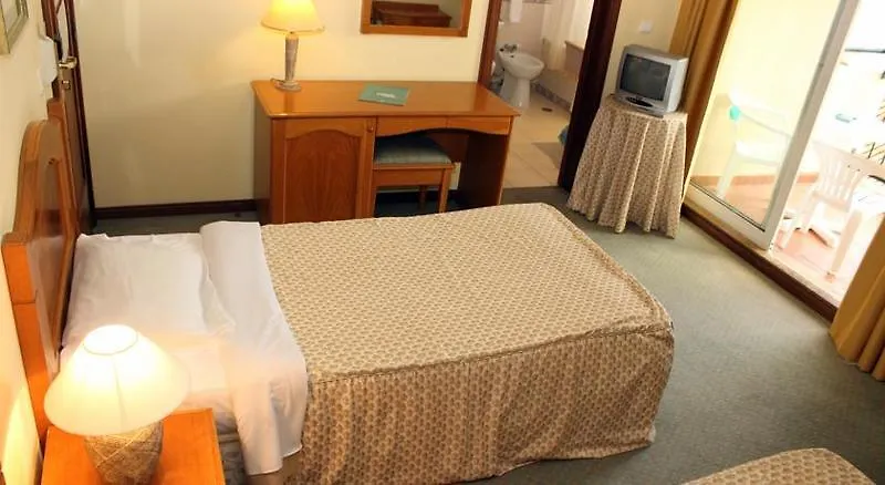 ****  Santa Cruz Village Hotel Portugal