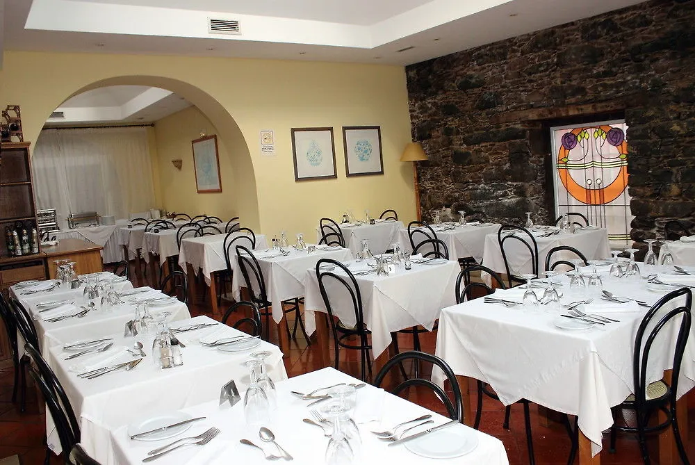 Santa Cruz Village Hotel